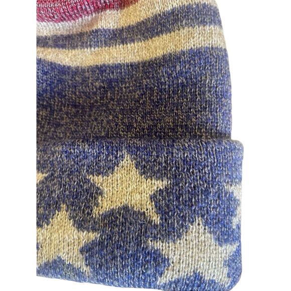 Verdict Knit Pom Beanie Red White Blue Stars NWOT - Picture 6 of 10